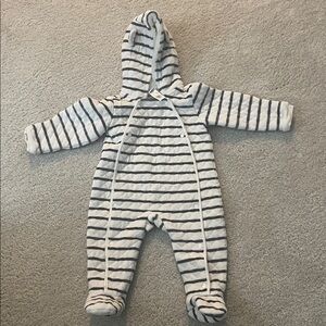 Nordstrom Quilted Baby Onesie in Gray and White